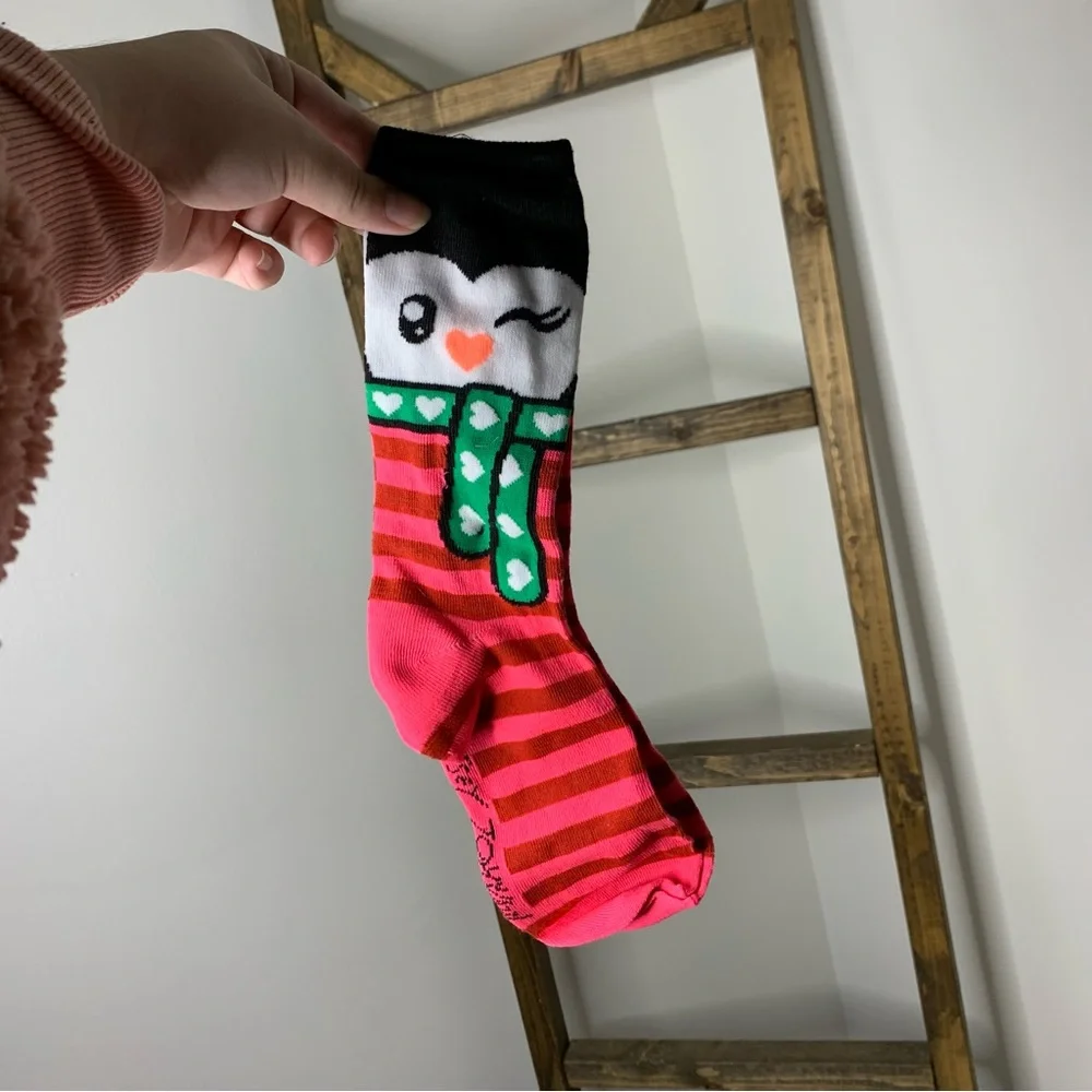 Betsey Johnson Cute Penguin Valentines Day Socks